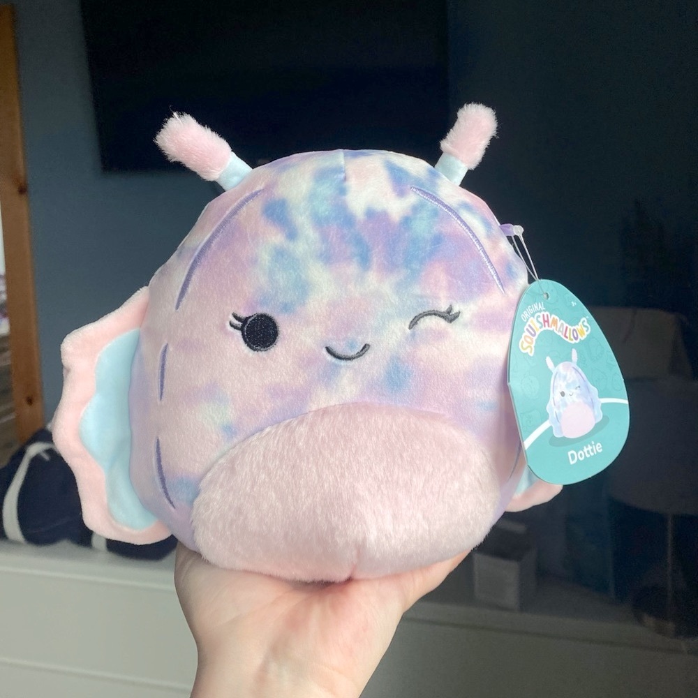 dottie squishmallow